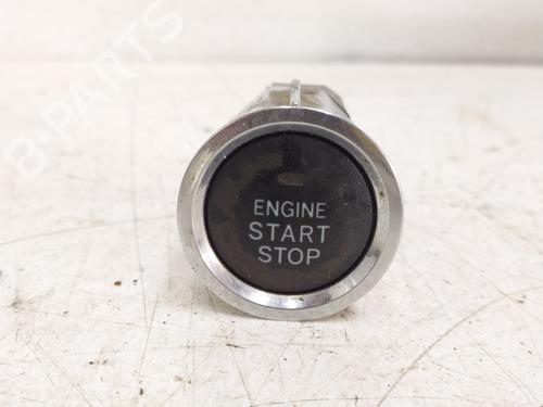 Used Switch Switch TOYOTA COROLLA Verso (ZER_, ZZE12_, R1_) [2004-2009] 33658968 33658968