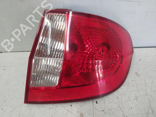 Achterlicht rechts HYUNDAI GETZ (TB) 1.1 (63 hp) 29164161