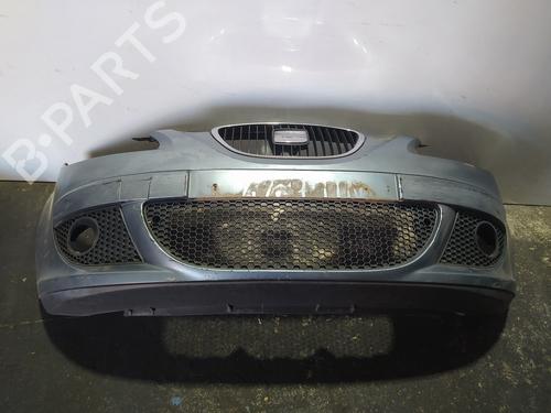 Used Front bumper Front bumper 37081859 37081859