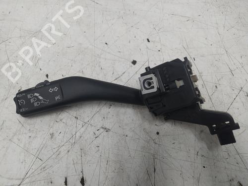 Used Steering column stalk SEAT LEON (1P1) [2005-2013]  22912565
