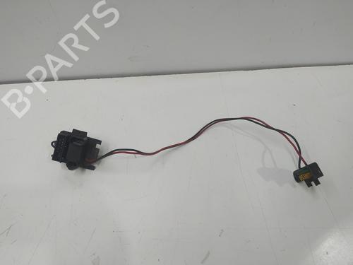 Used Heater resistor RENAULT TRAFIC II Van (FL) [2001-2025]  16124445