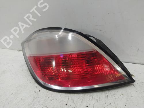 Used Left taillight OPEL ASTRA H (A04) [2004-2014]  21558512