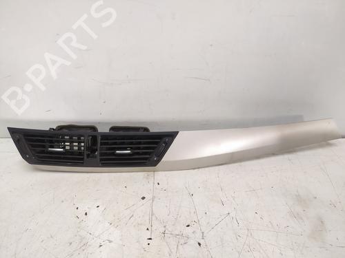 Used Air vent BMW X1 (E84) xDrive 18 d (143 hp) 27161187