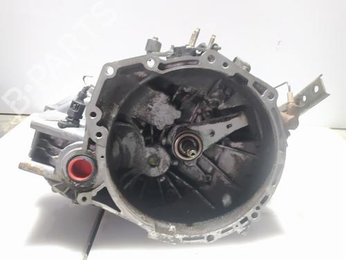 Used Gearbox KIA CARNIVAL II (GQ) [1999-2007]  16359176