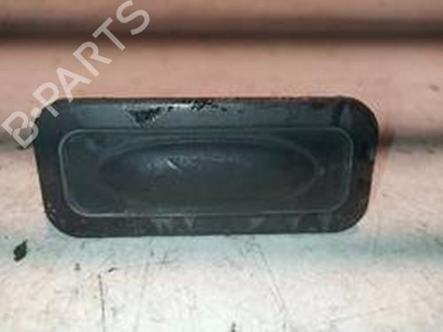 Used Tailgate handle RENAULT SCÉNIC II (JM0/1_) 1.9 dCi (JM0G, JM12, JM1G, JM2C) (120 hp) 8716367