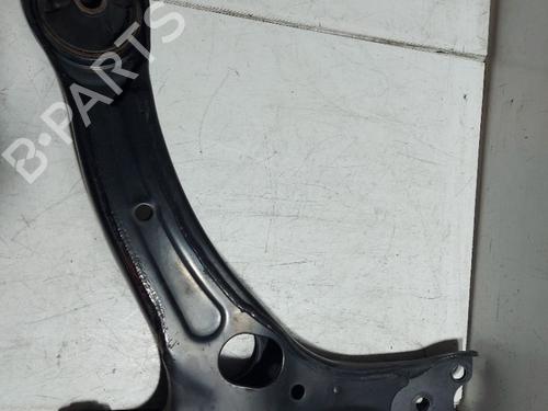 Used Right front suspension arm TOYOTA PRIUS Liftback (_W2_) 1.5 Hybrid (NHW20_, NHW20R) (112 hp) 32765219