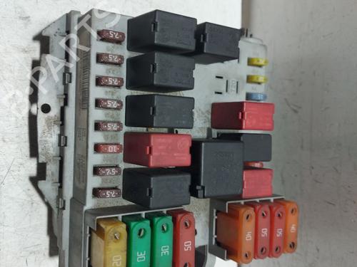 Used Fuse box Fuse box FIAT BRAVO II (198_) 1.9 D Multijet (198AXC1B) (150 hp) 33274737 33274737