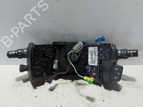 Used Headlight switch RENAULT GRAND SCÉNIC II (JM0/1_) 1.5 dCi (JM02, JM13) (101 hp) 19078346