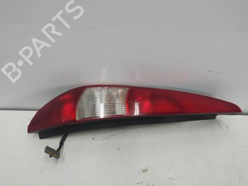 Used Left taillight FORD MONDEO III Turnier (BWY) 2.0 16V DI / TDDi / TDCi (90 hp) 17460617