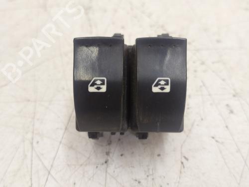 Used Left front window switch Left front window switch RENAULT CLIO II (BB_, CB_) [1998-2016] 33852688 33852688