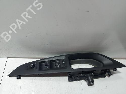 left-front-window-switch-seat-leon-5f1-2012-2013-2014-2015-2016-2017-2018-2019-2020-2021-32684233 main image