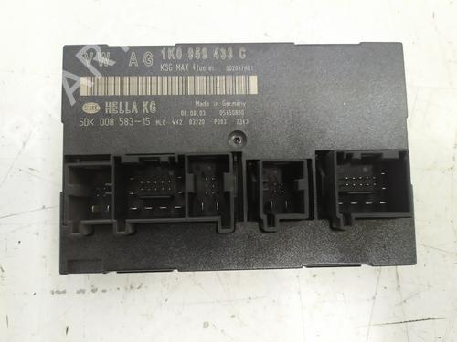 Used Electronic module Electronic module VW TOURAN (1T1, 1T2) [2003-2011] 31805957 31805957