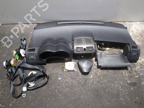 Airbag Kit TOYOTA AURIS (_E15_) 2.0 D-4D (ADE150_) (126 hp) 16480847