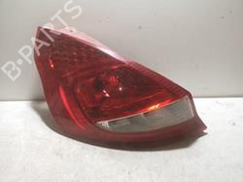 Venstre baglygte FORD FIESTA VI (CB1, CCN) 1.6 TDCi (95 hp) 8699930