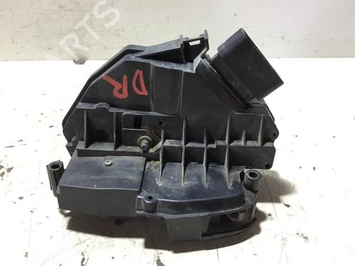 Front right lock FORD FIESTA VI (CB1, CCN) 1.4 TDCi 8A6AA21812BE |