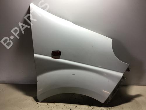 Used Right front fenders OPEL VIVARO A Van (X83) [2001-2015]  28509525
