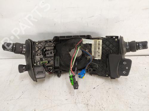 Used Switch Switch RENAULT SCÉNIC II (JM0/1_) 2.0 (JM05, JM0U, JM1N, JM1U, JM2V) (135 hp) 33470908 33470908