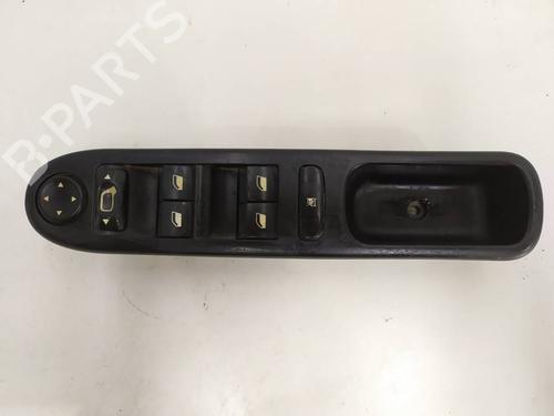 left-front-window-switch-peugeot-307-break-3e-2002-2003-2004-2005-2006-2007-2008-2009-39620564 main image