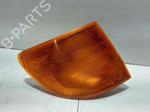Used Right front indicator MERCEDES-BENZ VITO Van (W638) 108 CDI 2.2 (638.094) (82 hp) 30882543