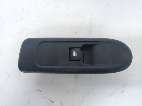Used Right front window switch CITROËN C3 I (FC_, FN_) 1.4 i Bivalent (73 hp) 13641002
