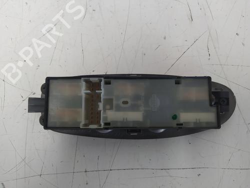 Left front window switch NISSAN ALMERA TINO (V10)  | BP17432927I27 