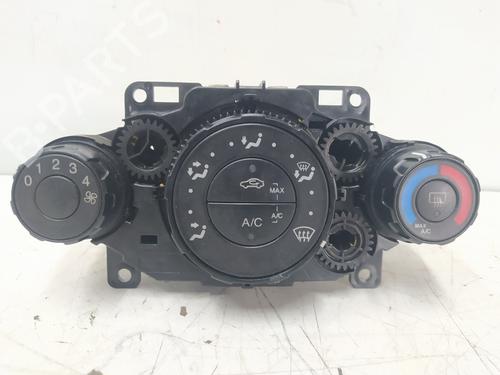 AC Styreenhet / Manøvreringsenhet FORD FIESTA VI (CB1, CCN) 1.4 TDCi (70 hp) 21070255
