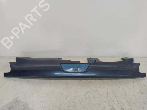 Used Grille PEUGEOT 306 Hatchback (7A, 7C, N3, N5) [1993-2003]  11689802