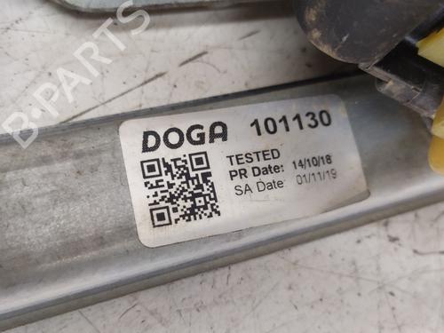 Front right window mechanism BMW 3 Touring (E46) 320 d | BP32479417C23