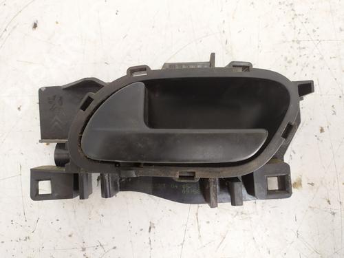 Used Front left interior door handle Front left interior door handle PEUGEOT EXPERT Van (VF3A_, VF3U_, VF3X_) 1.6 HDi 90 8V (90 hp) 33464743 33464743