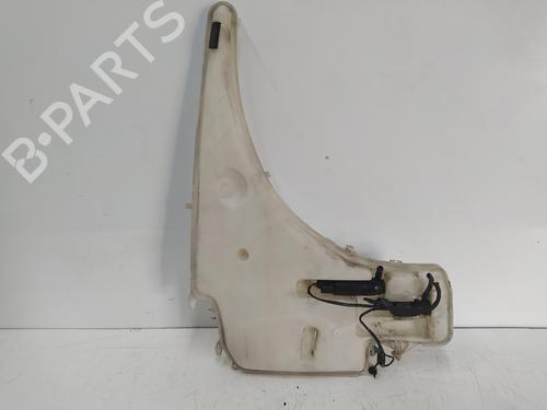Used Windscreen washer tank BMW 3 (E90) 318 d (122 hp) 18118455
