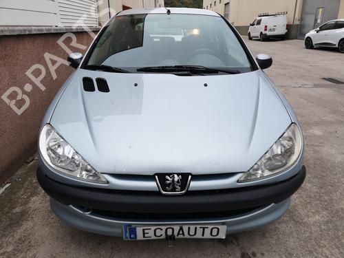 Used Parts PEUGEOT 206 Saloon 1.4 (75 hp) 1592946