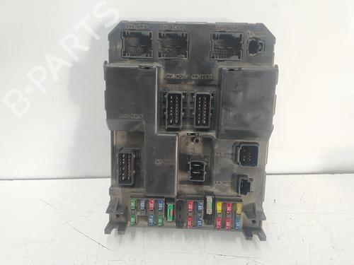Used Fuse box PEUGEOT 307 (3A/C) 1.4 16V (88 hp) 20297396