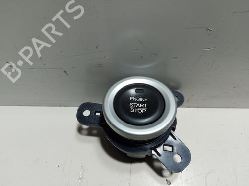 Used Switch MAHINDRA KUV100 (K1) [2016-2025]  29729683