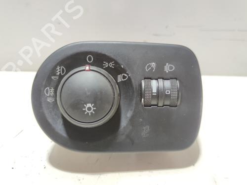 Used Headlight switch SEAT LEON (1P1) 2.0 FSI (150 hp) 10937333