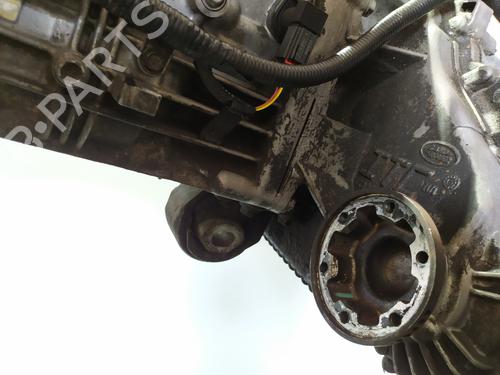 Gearbox LAND ROVER DISCOVERY III (L319) 2.7 TD 4x4 | BP19087586M3 