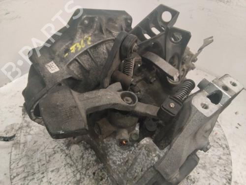 Gearbox SEAT LEON (1P1) 1.9 TDI | BP26331825M3 