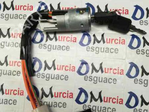 Used Ignition barrel RENAULT TRAFIC Van (T_, P_, V_) [1989-2002]  8554994