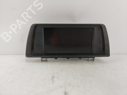 Used Display monitor BMW 1 (F21) 116 d (116 hp) 24198472