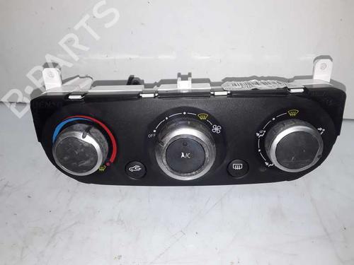 Used Climate control RENAULT CLIO III (BR0/1, CR0/1) [2005-2014]  8566045
