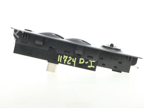 Left front window switch HYUNDAI ELANTRA III Saloon (XD) 2.0 CRDi | BP35975965I27 - Image 3