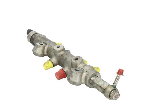 Injection rail MAZDA 6 Hatchback (GH) 2.0 MZR-CD (GH14) | BP31721066M98 