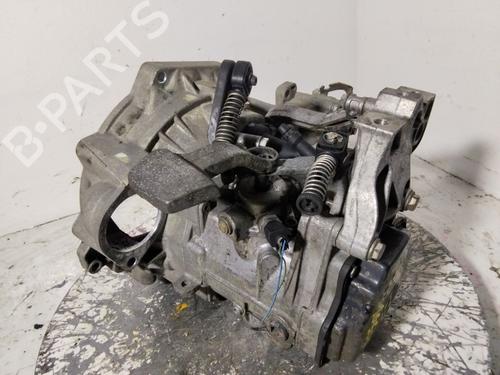 Gearbox VW PASSAT B6 (3C2) 2.0 TDI | BP31604958M3