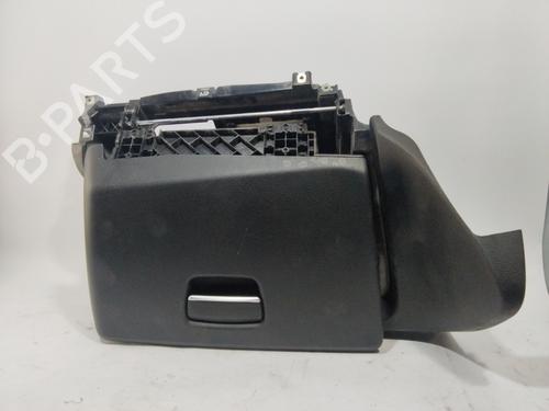 Used Glove box BMW 1 (E87) 116 d (116 hp) 28319986