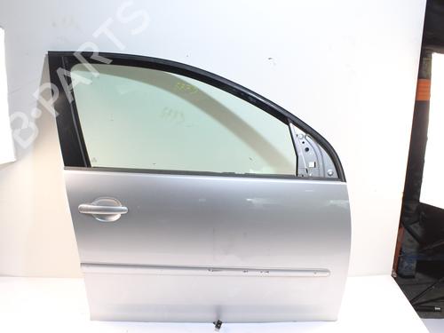 Used Right front door VW GOLF V (1K1) 1.6 (102 hp) 16439538