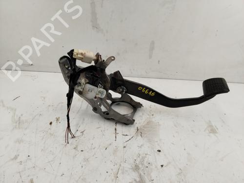 Used Break pedal TOYOTA AURIS (_E18_) 1.8 Hybrid (ZWE186_, ZWE186R) (136 hp) 19098182