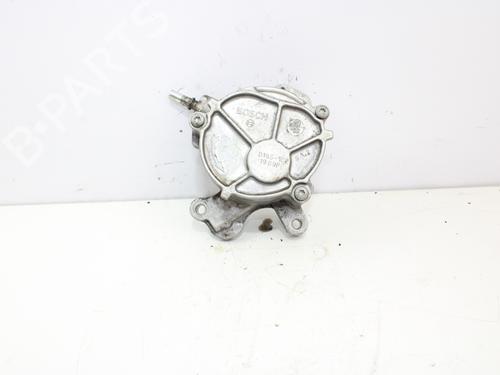 Used Vacuum pump PEUGEOT 407 (6D_) 2.0 HDi 135 (6DRHRH, 6DRHRE, 6DRHRG, 6DRHRJ) (136 hp) 13297784