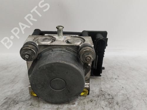 Used ABS pump RENAULT CLIO III (BR0/1, CR0/1) 1.5 dCi (BR17, CR17) (86 hp) 26008764