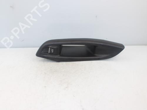 Used Left rear window switch FORD FOCUS III [2010-2020]  17513257