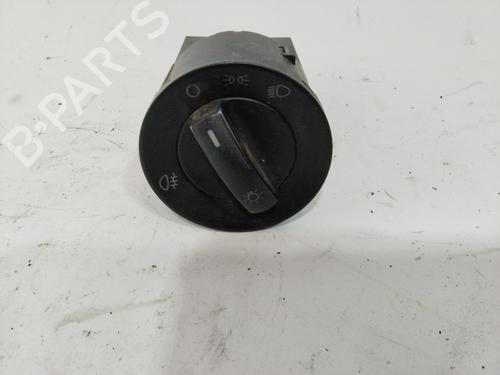 Used Headlight switch VW POLO CLASSIC (86C, 80) [1985-1994]  29289265