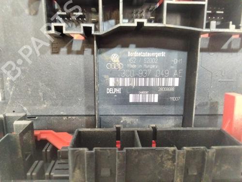 Fuse box SEAT LEON (1P1)  | BP26565350E1